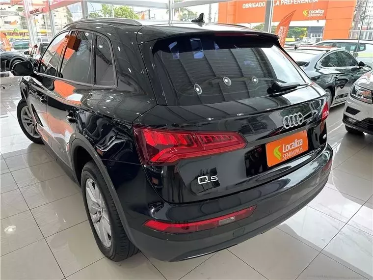 Audi Q5 Preto 1