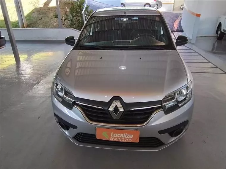 Renault Logan Prata 10