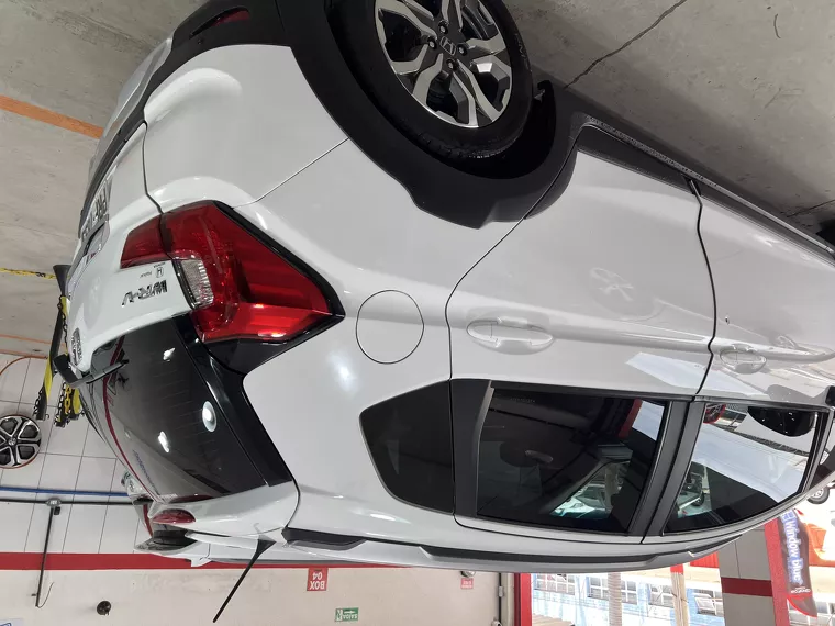 Honda WR-V Branco 5