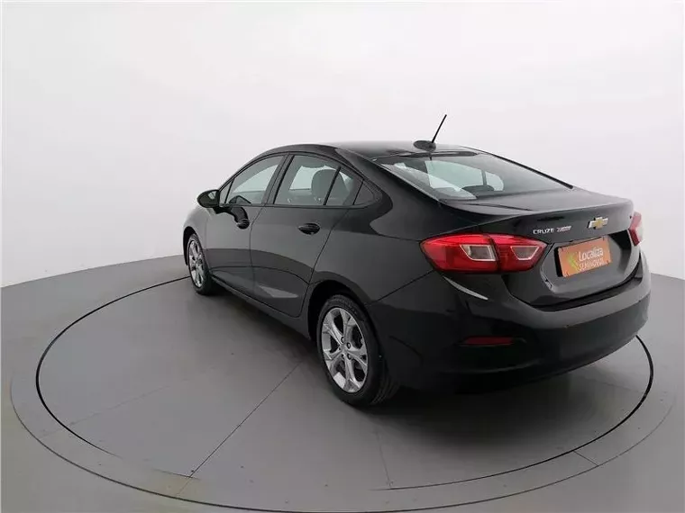 Chevrolet Cruze Preto 16