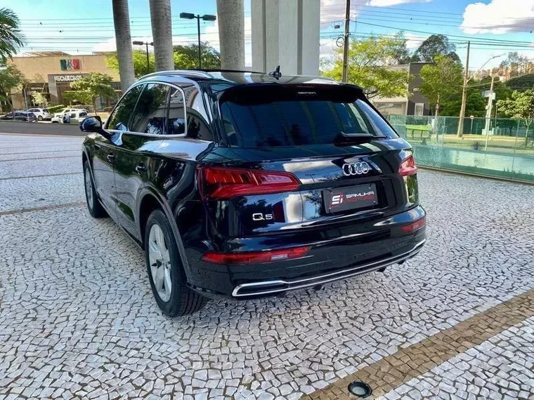 Audi Q5 Preto 4