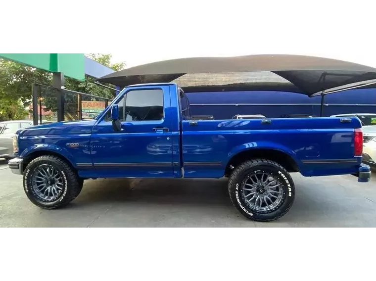 Ford F-1000 Azul 8