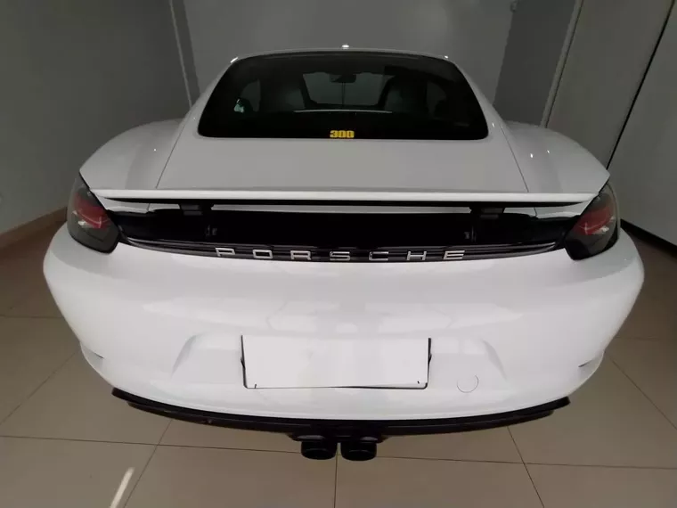 Porsche 718 Branco 26