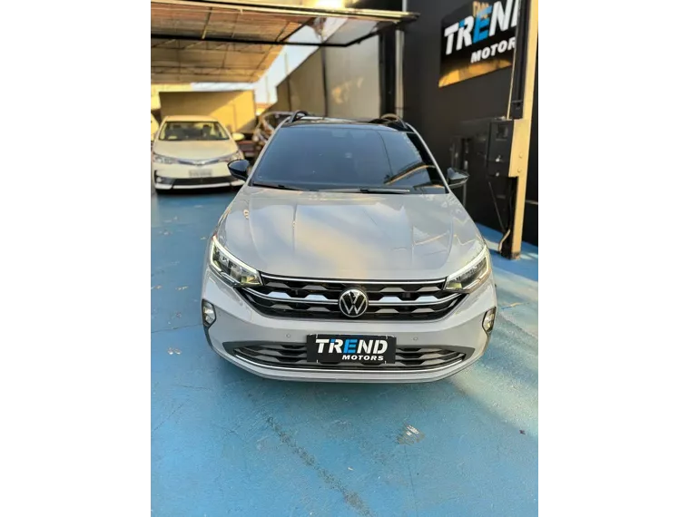 Volkswagen Nivus Cinza 8