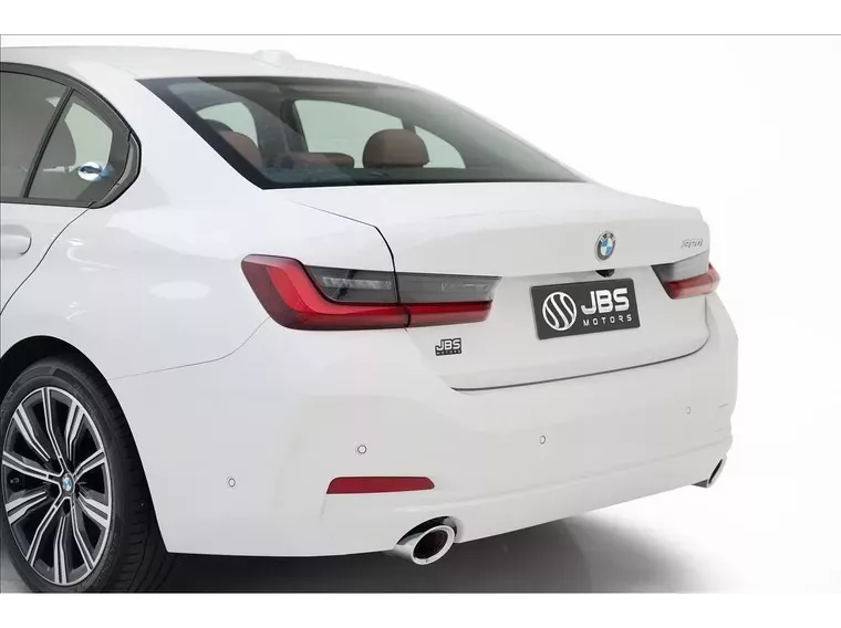 BMW 320i Branco 12