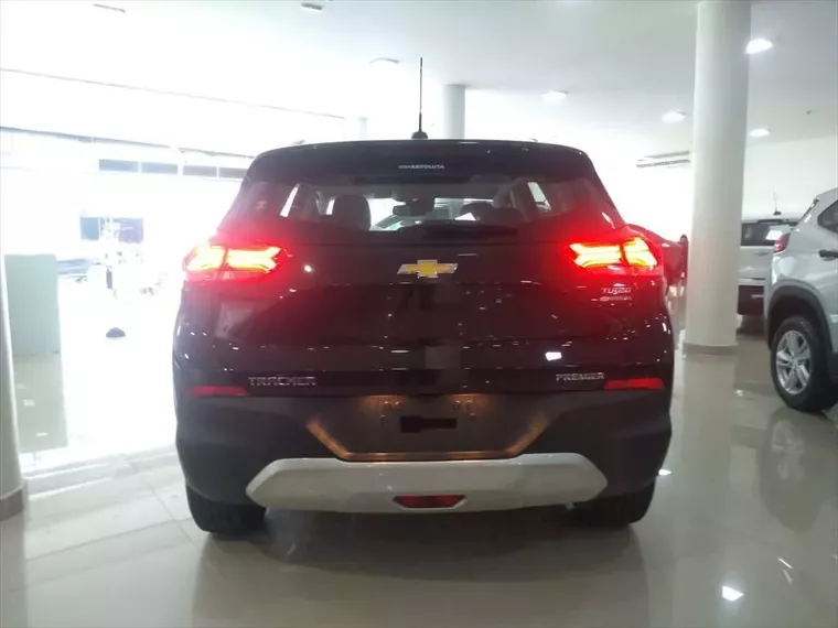 Chevrolet Tracker Preto 5