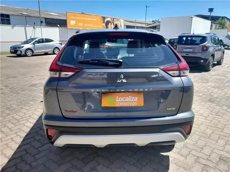 Mitsubishi Eclipse Cross Cinza 15