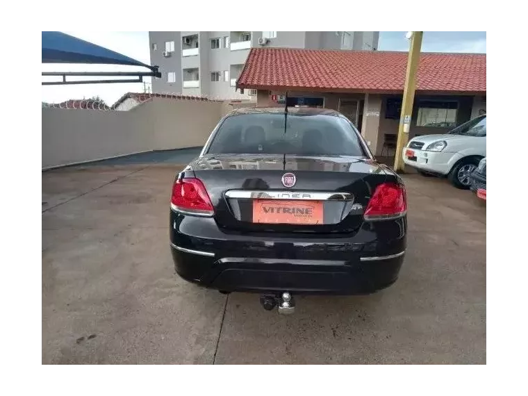 Fiat Linea Preto 5