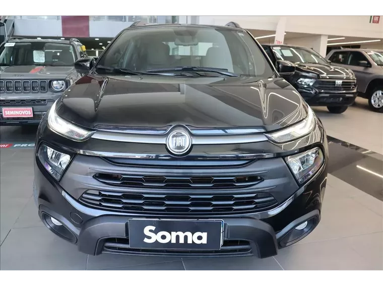 Fiat Toro Preto 13