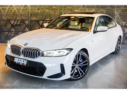 BMW 320i