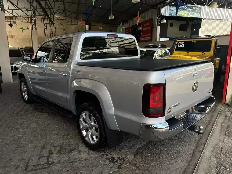 Volkswagen Amarok Prata 5