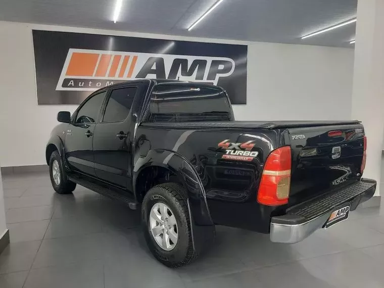 Toyota Hilux Preto 6