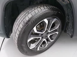 Jeep Commander