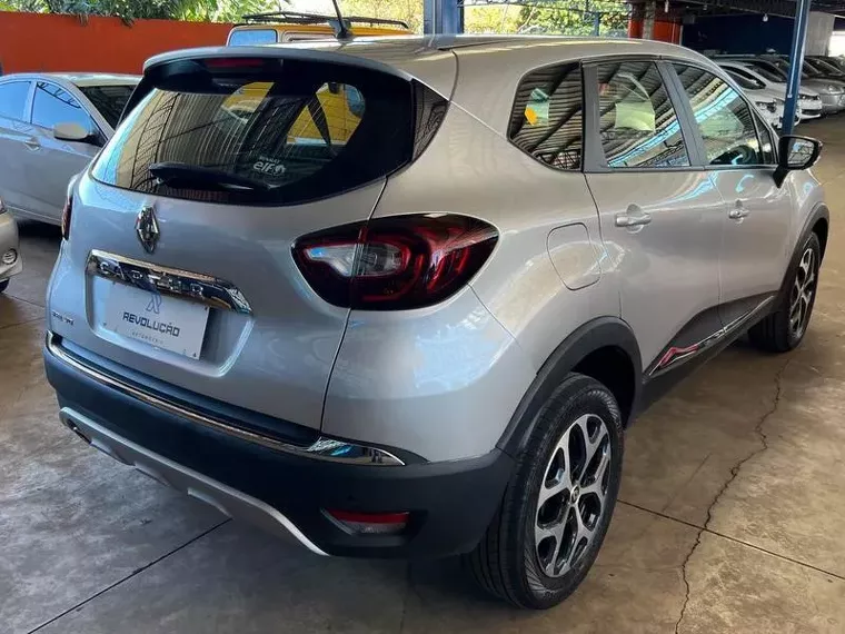 Renault Captur Prata 7