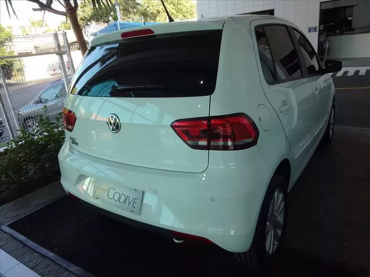 Volkswagen Fox Branco 12