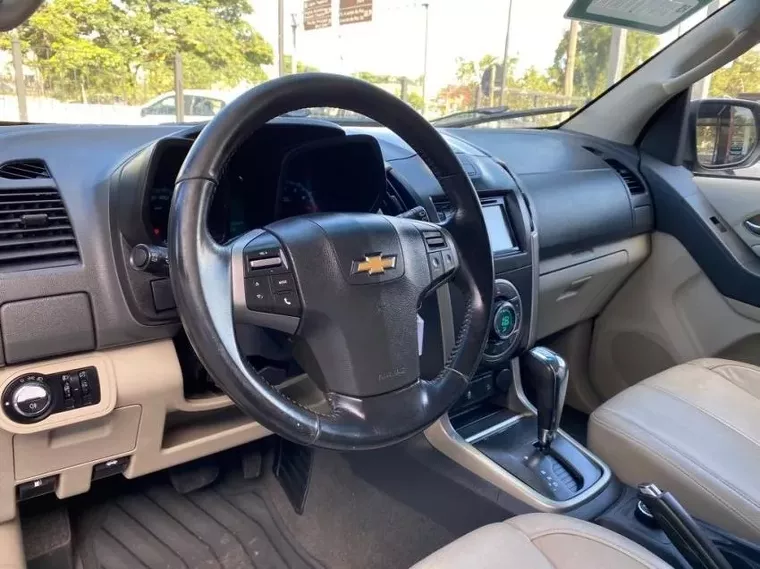 Chevrolet Trailblazer Preto 15