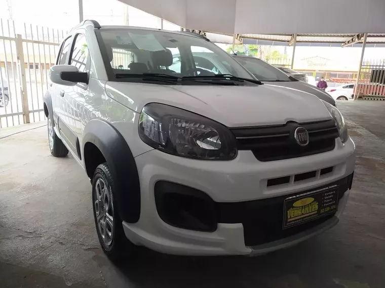 Fiat Uno Branco 4