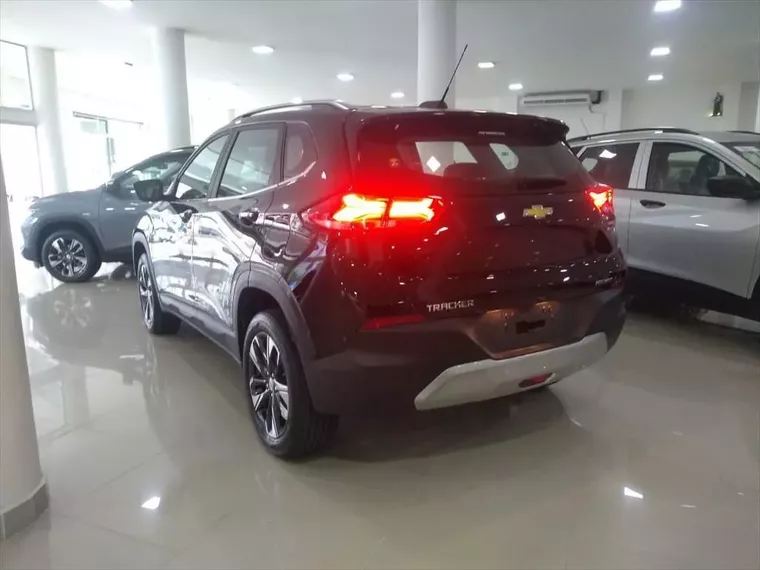 Chevrolet Tracker Preto 2