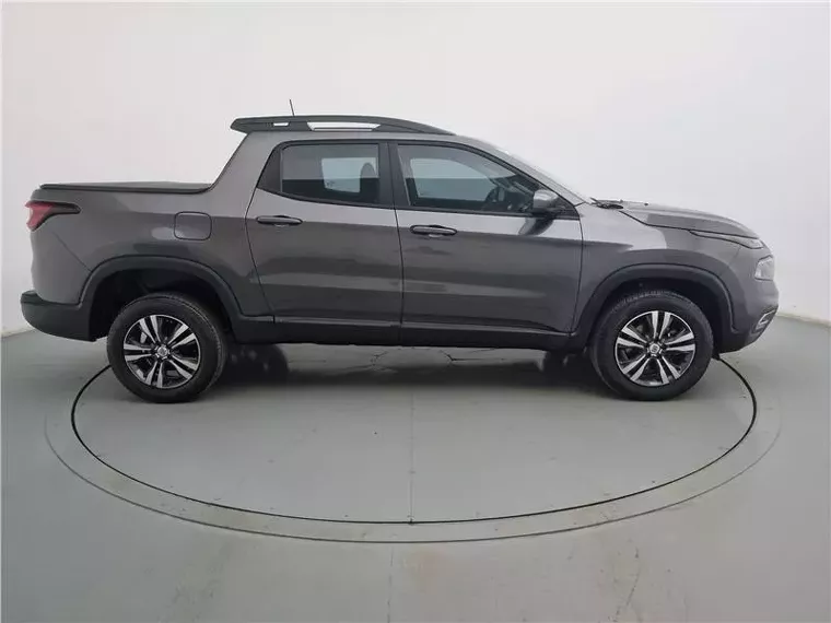 Fiat Toro Cinza 9