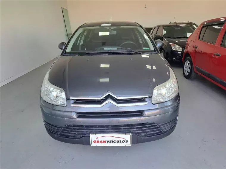 Citroën C4 Cinza 1