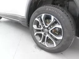 Jeep Commander