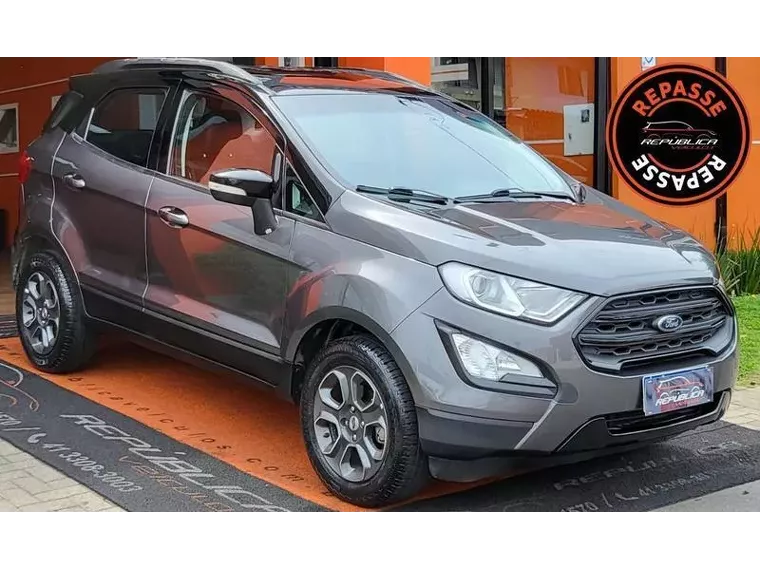 Ford Ecosport Cinza 10