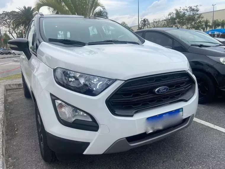 Ford Ecosport Branco 4