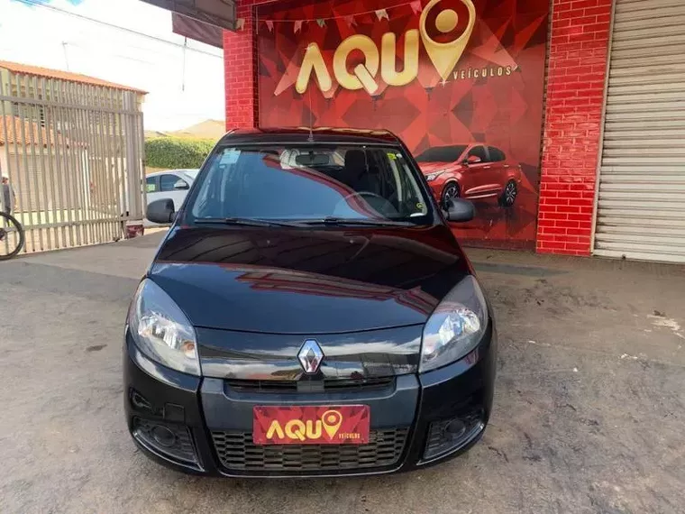 Renault Sandero Preto 14