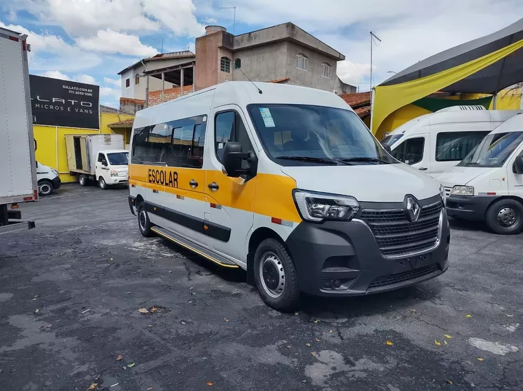 Renault Master Branco 13