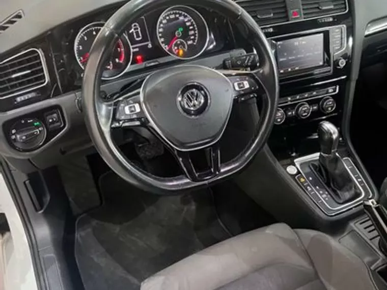 Volkswagen Golf Branco 5