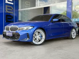 BMW 320i
