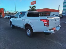 L200 Triton