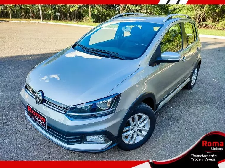 Volkswagen Crossfox Prata 17