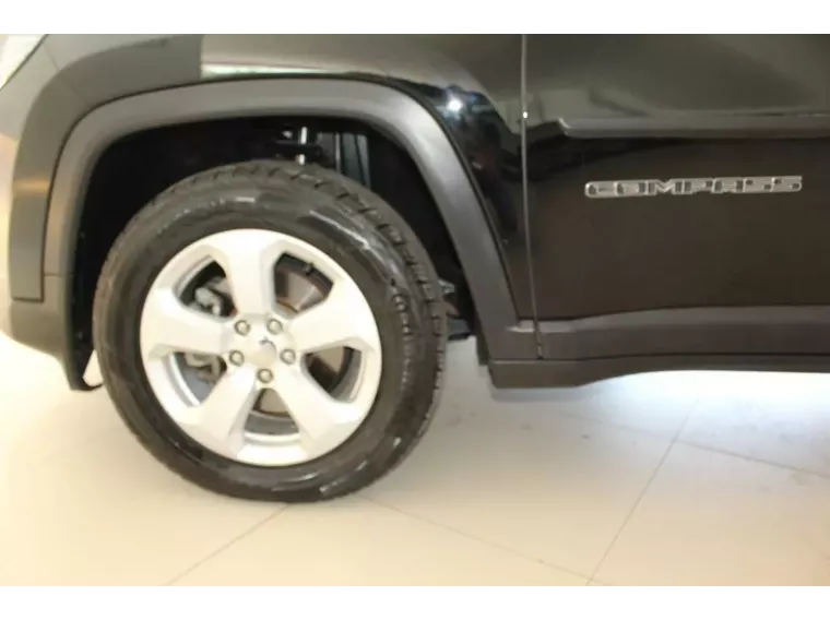 Jeep Compass Preto 11