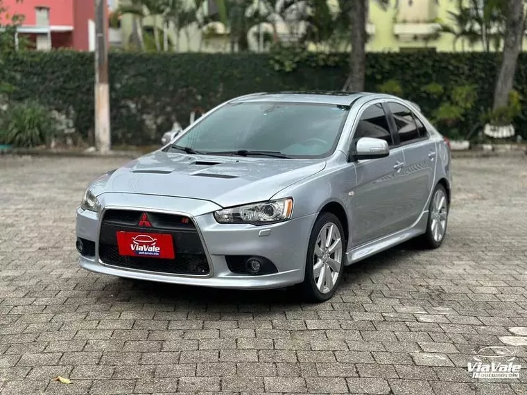 Mitsubishi Lancer Prata 12