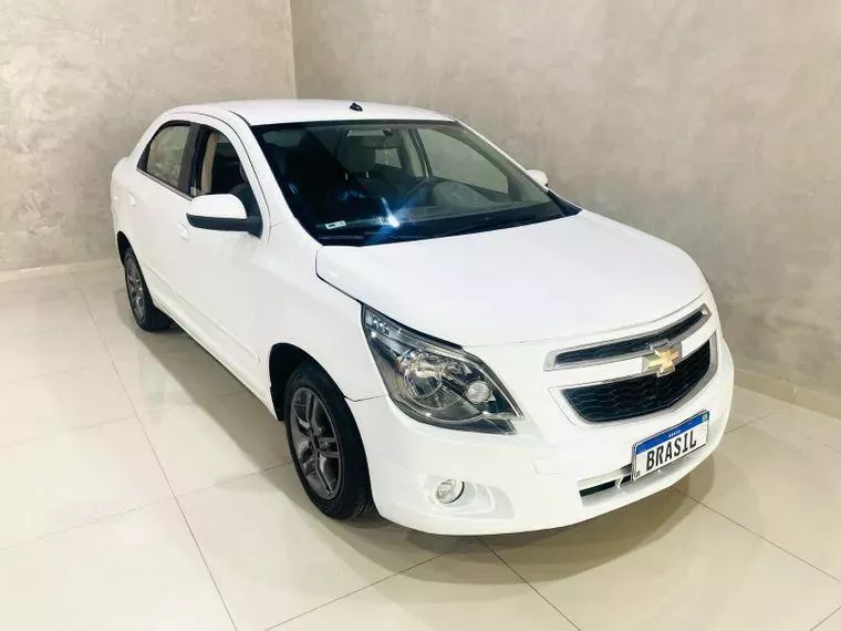 Chevrolet Cobalt Branco 7