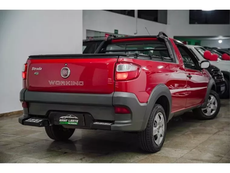 Fiat Strada Vermelho 10