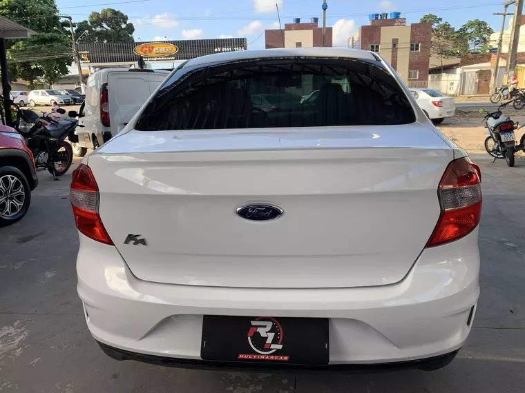 Ford KA Branco 10