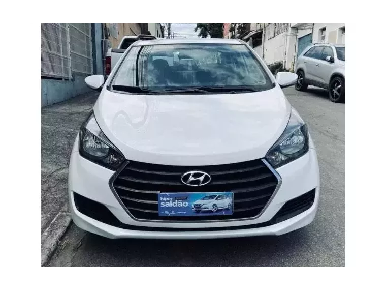 Hyundai HB20S Branco 1