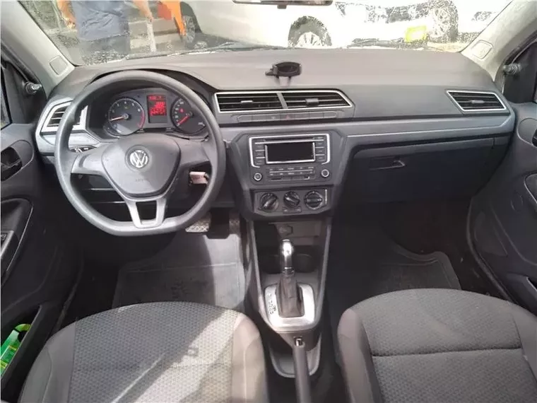 Volkswagen Voyage Branco 13