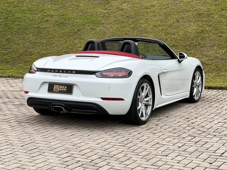 Porsche 718 Branco 6