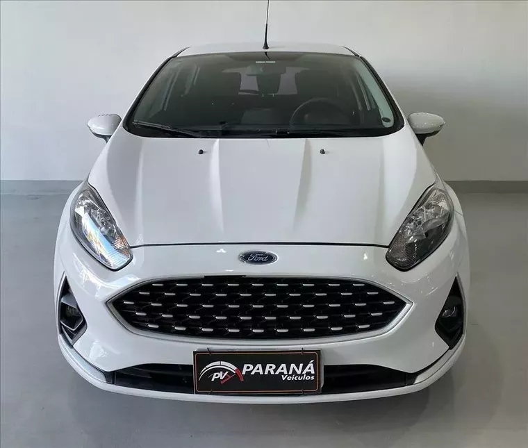 Ford Fiesta Branco 2