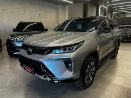 Toyota Hilux SW4