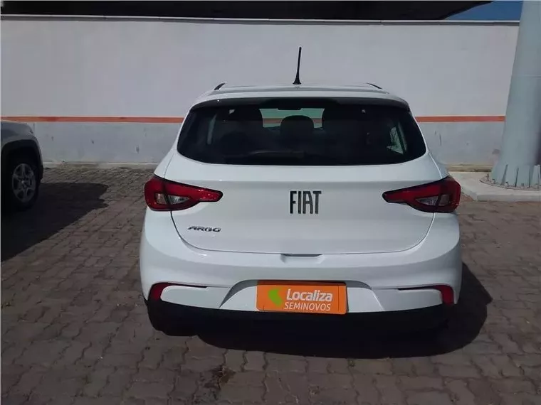 Fiat Argo Branco 2