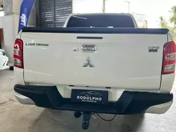 Mitsubishi L200 Outdoor