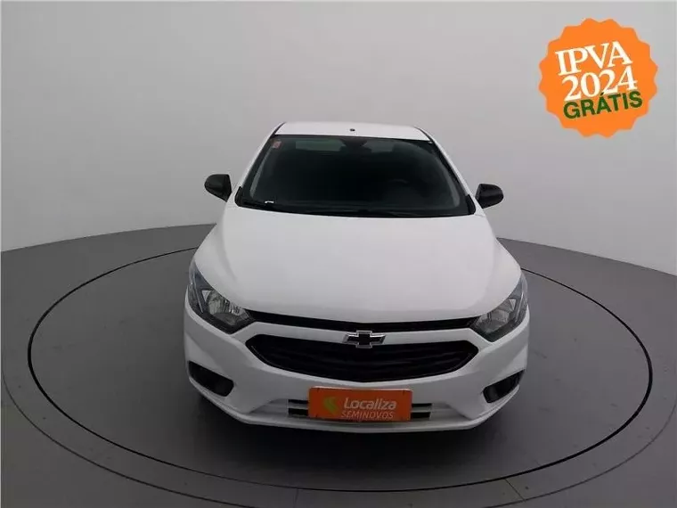 Chevrolet Onix Branco 12