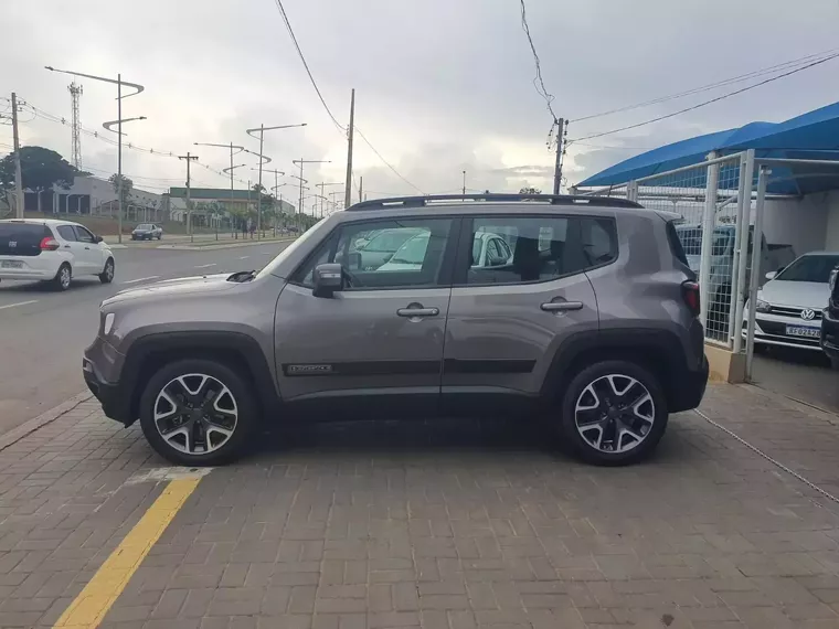 Jeep Renegade Cinza 17