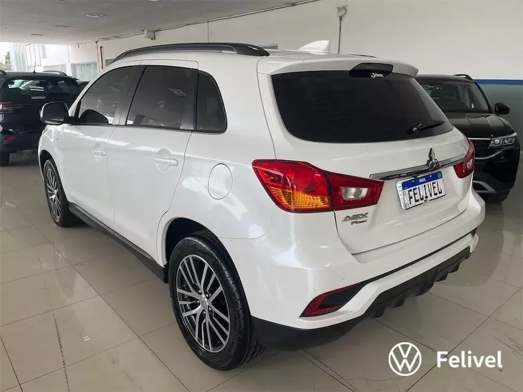 Mitsubishi ASX Branco 11