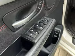BMW 225i