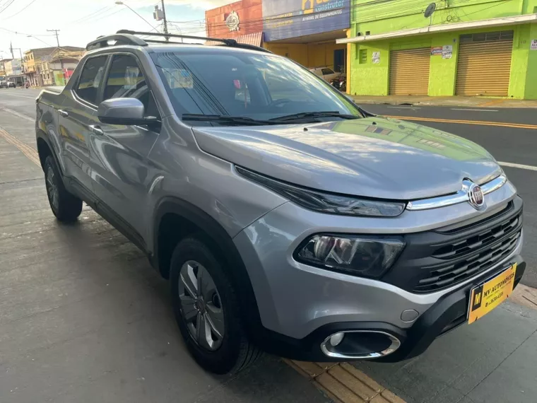 Fiat Toro Prata 1